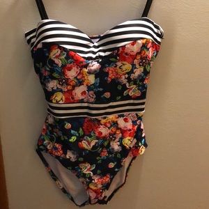 Bathing suit, unworn (hygiene liner in place)